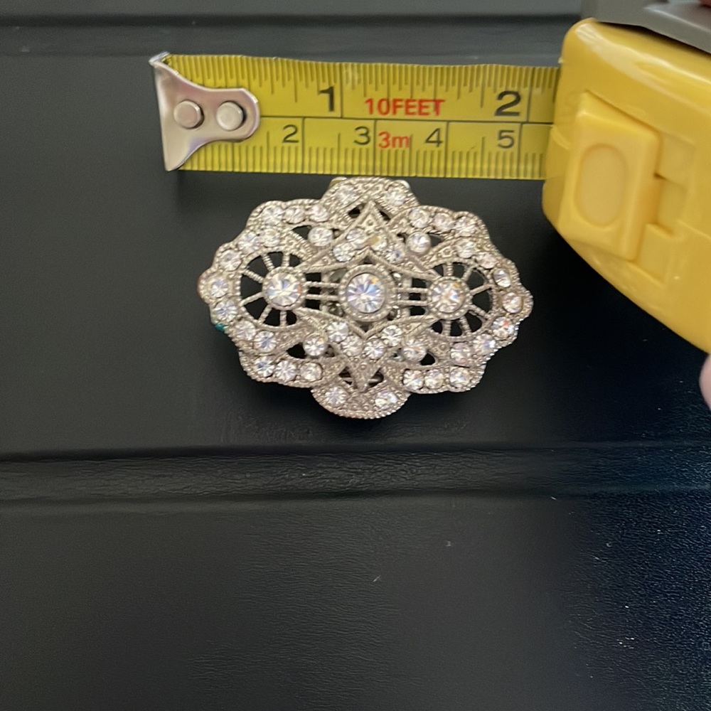 Fun expandable ring. - Picture 4 of 4